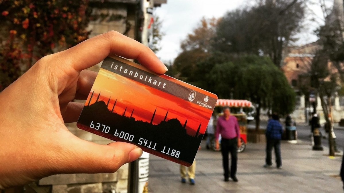  بلدية إسطنبول ترفع رسوم كروت المواصلات المخفضة التي تستخدم في وسائل النقل العام