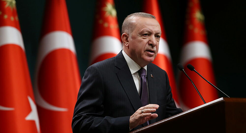 الرئيس أردوغان:  هل أصبح عمالنا يتلقون رواتبهم بالدولار في هذا البلد، عملتنا واضحة وهي الليرة التركية