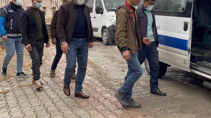  الدرك التركي ينفذ عملية أمنية ضد المتورطين بتهريب مهاجرين في قارص