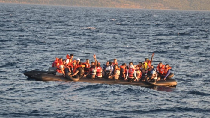 فرق خفر السواحل تنقذ 36 مهاجر غير شرعي