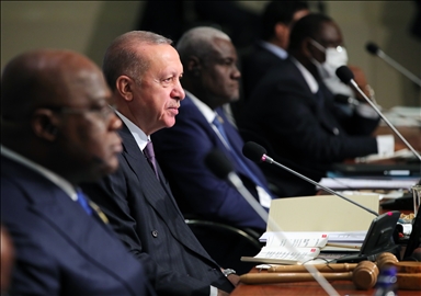 الرئيس أردوغان: سنرتقي بتبادلنا التجاري مع إفريقيا إلى 50 مليار دولار