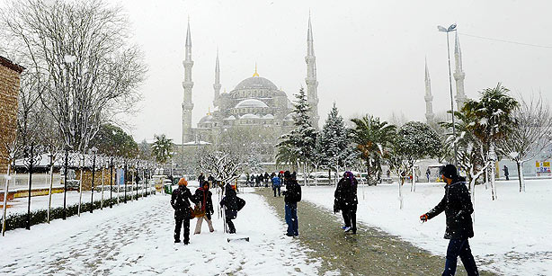 إسطنبول على موعد مع الثلوج والبرد الشديد نهاية الأسبوع الحالي