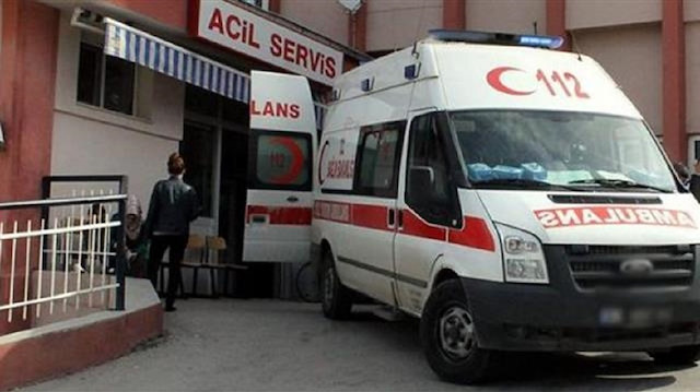 أصيبت سيدة سورية وطفلها بعد سقوطهما من السيارة التي فُتحت بابها في مدينة أديامان.