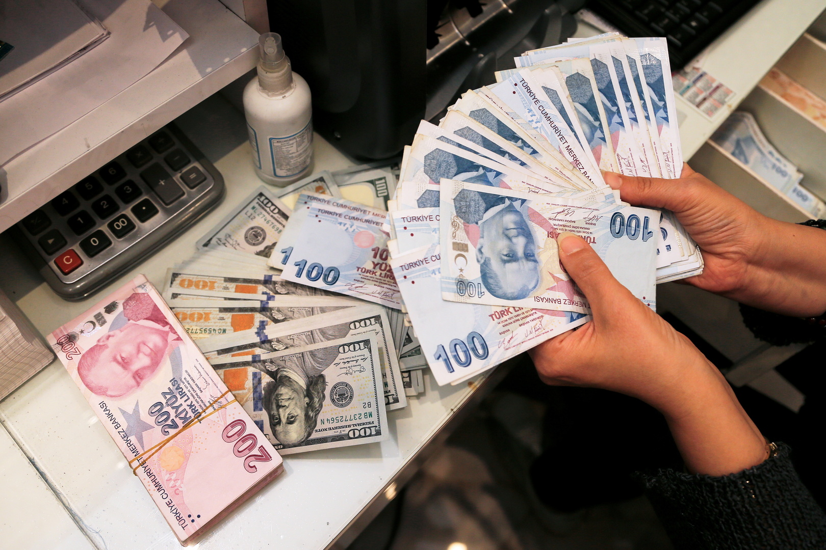 أسعار العملات الأجنبية مقابل الليرة التركية اليوم الخميس