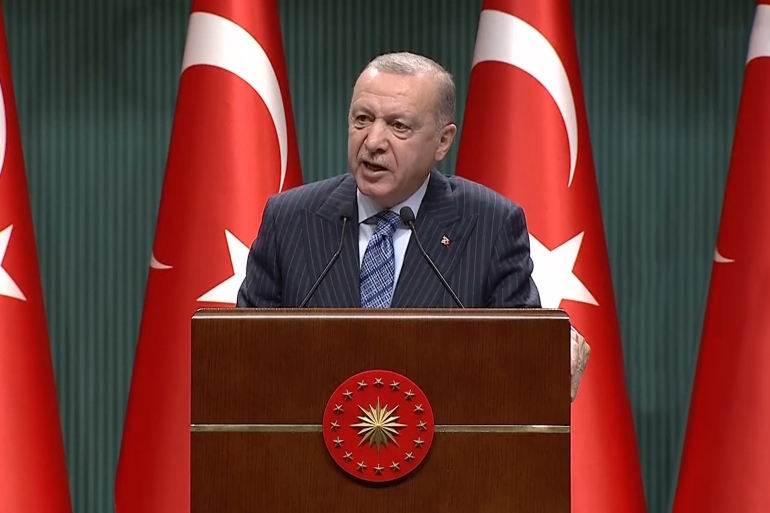 الرئيس أردوغان يدلي بتصريحات هامة بخصوص الذين يتلاعبون في أسعار الصرف و يهدفون لإلحاق السوء في تركيا