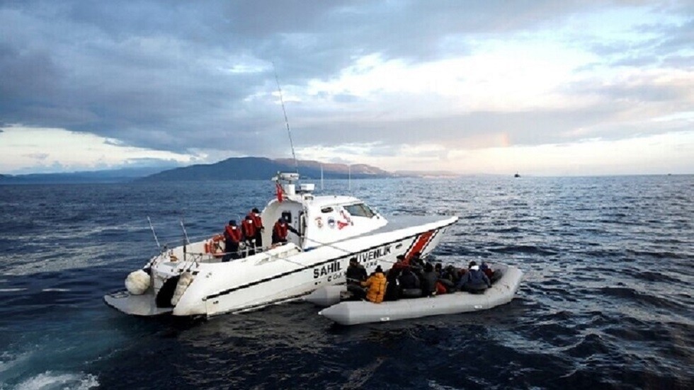 فرق خفر السواحل التركي تضبط 14 مهاجرا  قبالة سواحل ولاية موغلا التركية