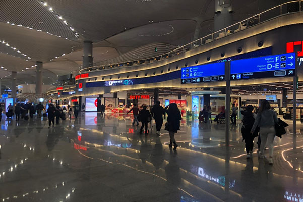 ارتفاع عدد المسافرين عبر مطار إسطنبول في 2021 بنسبة 59%