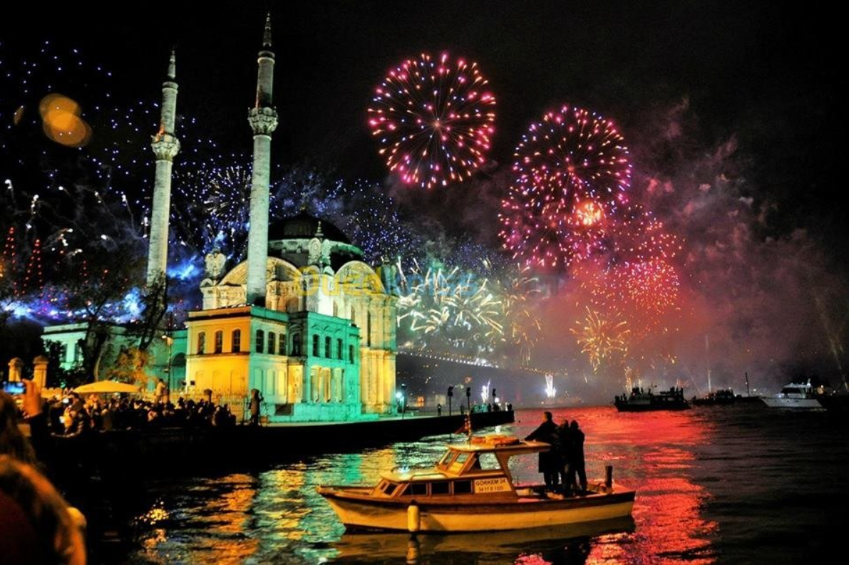 اسطنبول تتزين لاستقبال العام الجديد 2023